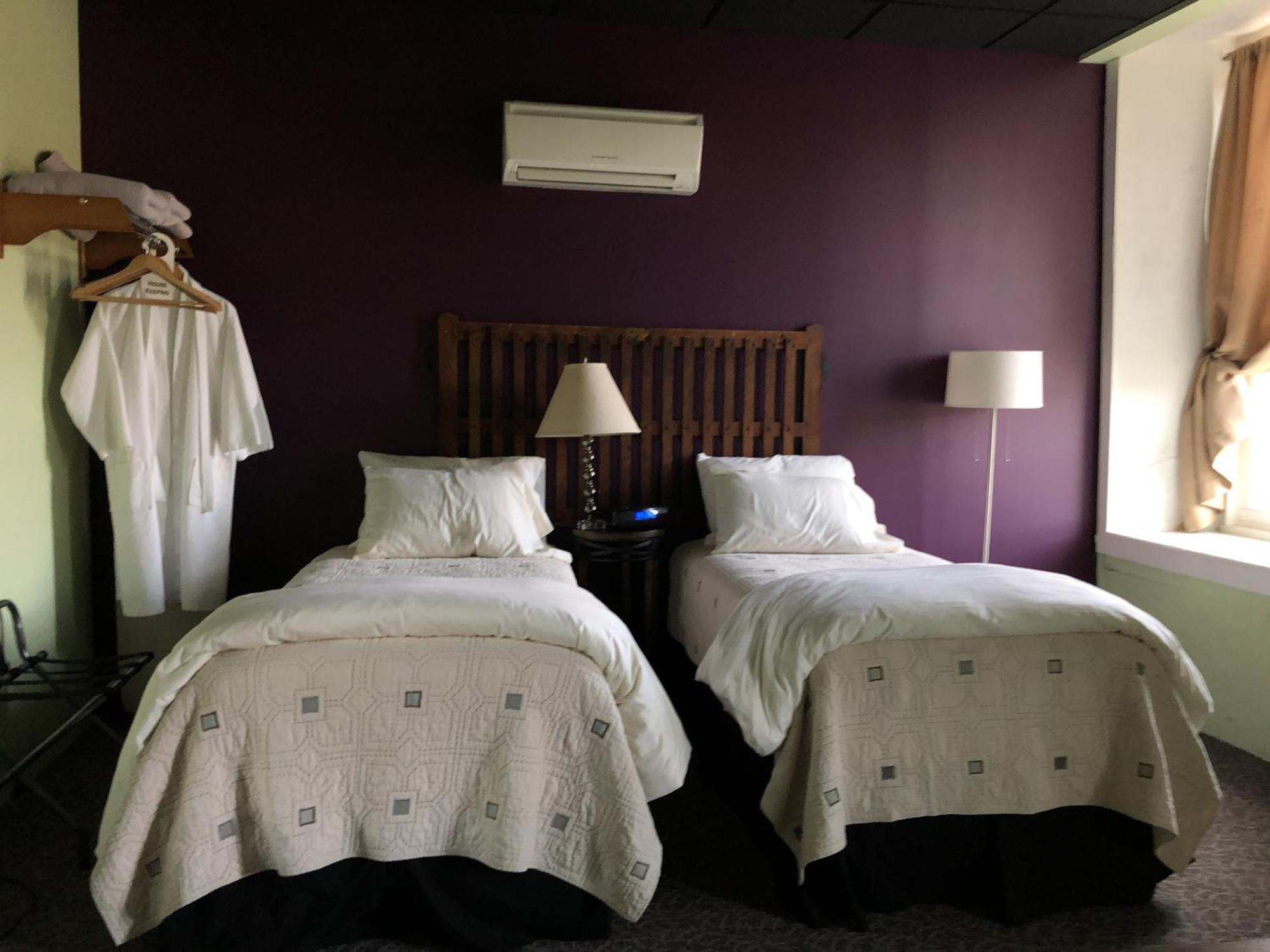 Little Falls The Inn At Stone Mill الغرفة الصورة